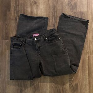 Edikted Women's Bow Pocket Relaxed Jeans